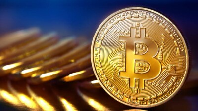 Курс биткоина снизился из-за событий в Казахстане