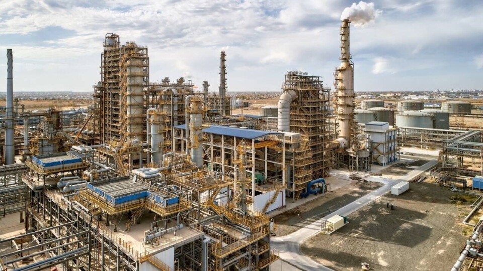 В "КазМунайГазе" рассказали о проблемах Атырауского НПЗ