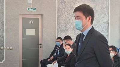 В ВКО уволили главу управления культуры, устроившего пьяный скандал на улице