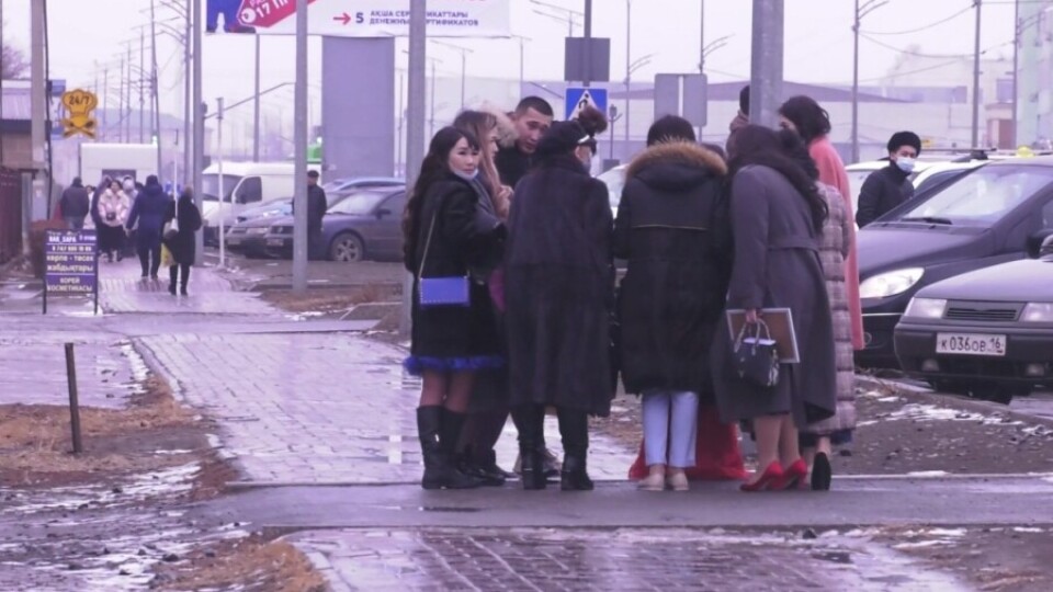 В Атырау награждение блогеров сорвалось из-за виновников торжества: эфиры в соцсетях заметила мобильная группа
