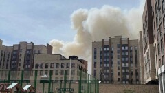 Тушение горящего сухостоя в Астане осложняется сильным ветром