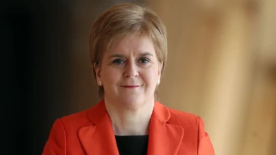 Экс-премьера Шотландии Николу Стёрджен отпустили после допроса