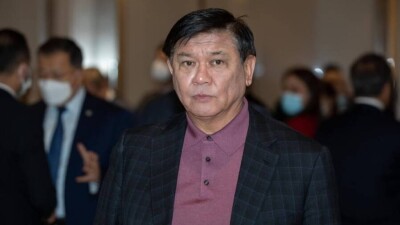 Ермухамет Ертысбаев: Перед захватом аэропорта Алматы была дана команда снять оцепление