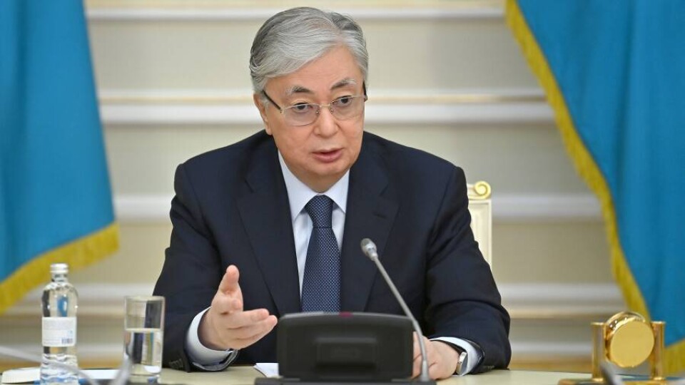 Токаев: Контртеррористические акции следует продолжать до полного уничтожения боевиков