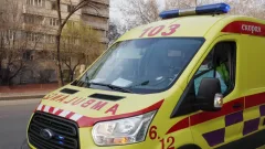 Машина скорой помощи сбила пешехода в Рудном
