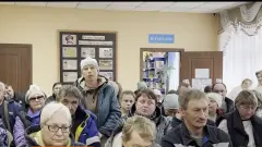 "Неудобно в глаза смотреть". Аким о сельчанах, которые с июня не получают зарплату в Карагандинской области