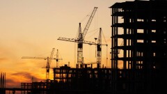 Глава МИИР: Опускать стоимость жилья ниже предела неправильно  – люди требуют качество