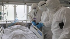 Цой объяснил, почему медработникам отменили ковидные надбавки