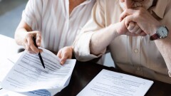 Минцифры планирует освободить казахстанцев, выходящих на пенсию, от сбора подтверждающих стаж документов