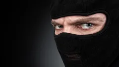 Сколько человек в Казахстане нарушили запрет на ношение одежды, скрывающей лицо
