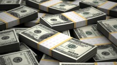 Доллар на бирже подорожал почти на 2 тенге на фоне дешевеющей нефти