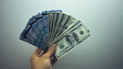 Цены на нефть и удары Ирана: курс доллара вырос к тенге на бирже 2 марта