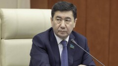 "Можно ответить конкретно?". Кошанов сделал замечание правительству