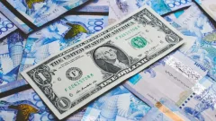 Сколько стоит доллар на бирже и в обменниках Казахстана 9 февраля