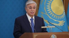 Президент: Следует официально объявить 1 октября Днём работников радио