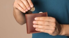 Зарплаты бюджетников проиндексируют после повышения НДС в Казахстане