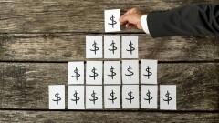 Привлекли 757 млн тенге: руководителям финпирамиды World business consulting в Астане вынесли приговор