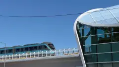 В Астане подсчитали объёмы загрязнения воздуха и вырубки деревьев при строительстве новых линий ЛРТ