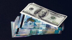 Тенге укрепился к доллару на бирже KASE