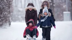 Зимние каникулы для школьников в Казахстане составят 10 дней, половина из них – выходные и праздники