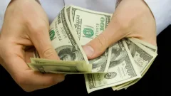 Курс доллара вырос на 2 тенге на бирже 20 июня