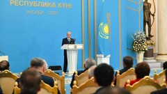 Главный праздник, имена в летописи независимости и уроки истории: о чем говорил Токаев на вручении госнаград