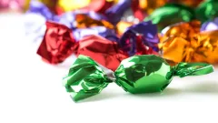 Оставили без конфет: деньги, выделенные на новогодние детские подарки, вернули в бюджет в Атырау