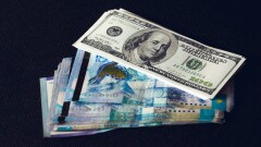 Курс доллара в обменниках Казахстана подскочил до 515–520 тенге