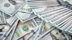 Курс доллара снизился к тенге на бирже 18 мая