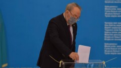 Лидеры пяти партий проголосовали на выборах в мажилис парламента