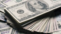 Тенге отыграл падение к доллару на бирже