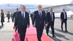 Токаев прибыл в Ереван, где примет участие в заседании ОДКБ