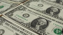 Курс доллара cнизился ещё почти на 4 тенге на бирже 14 мая