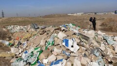 На территории сакских курганов в Алматы устроили стихийную свалку