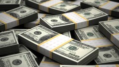 Курс доллара вырос к тенге на бирже