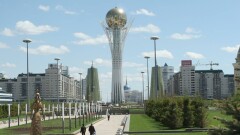 "Заполонили однотипные здания-коробки". Токаев раскритиковал архитектурный облик Астаны