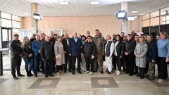 "Правительство не оставит никого без заботы". Токаев встретился с эвакуированными жителями СКО