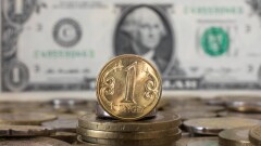 Cколько стоят доллар и рубль в обменниках Казахстана 23 марта