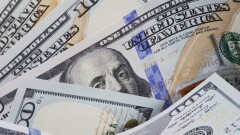 Биржевой курс доллара снизился на 1,4 тенге