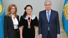 Касым-Жомарт Токаев принял чемпионку мира по шахматам Бибисару Асаубаеву