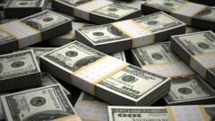 Курс доллара вырос на бирже, рубль подешевел до 5,5 тенге