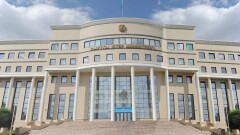МИД: Казахстан призывает обеспечить мирный транзит власти в Афганистане