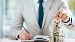 225 млрд тенге из ЕНПФ вложили в облигации Самрук-Казыны, Байтерека и двух банков в конце 2025 года