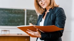 790 тысяч тенге будут получать учителя, которых направят работать в проблемные регионы