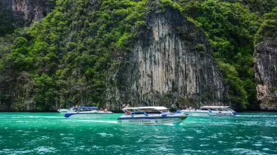 Крушение катера в Таиланде: одного из пострадавших казахстанцев выписали из больницы