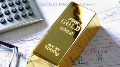 Цены на золото резко упали на мировом рынке