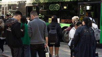 Два автобуса столкнулись в Алматы: пострадали шесть человек