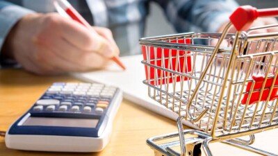 Жизнь в режиме экономии: здоровье, долги беспокоят казахстанцев не так сильно, как рост цен