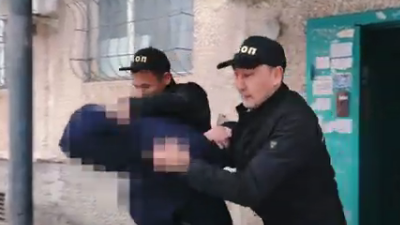 Казахстанцы отдали 112 млн тенге членам ОПГ, предлагавшим работу в нефтяной компании, машины и недвижимость