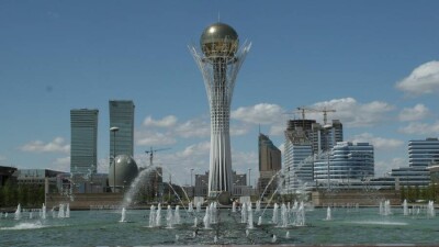 По предложению депутатов будет возвращено прежнее название столицы